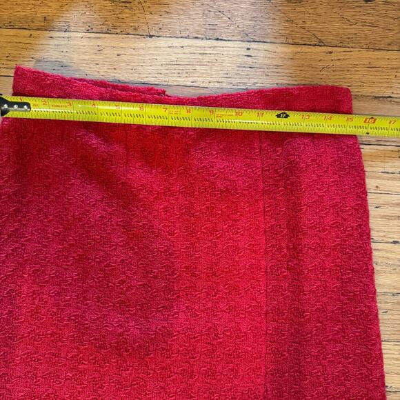Chanel Vintage Tweed Wool Red Skirt Suit Set FR 40 US 8 Gold Lion Buttons - Picture 9 of 15